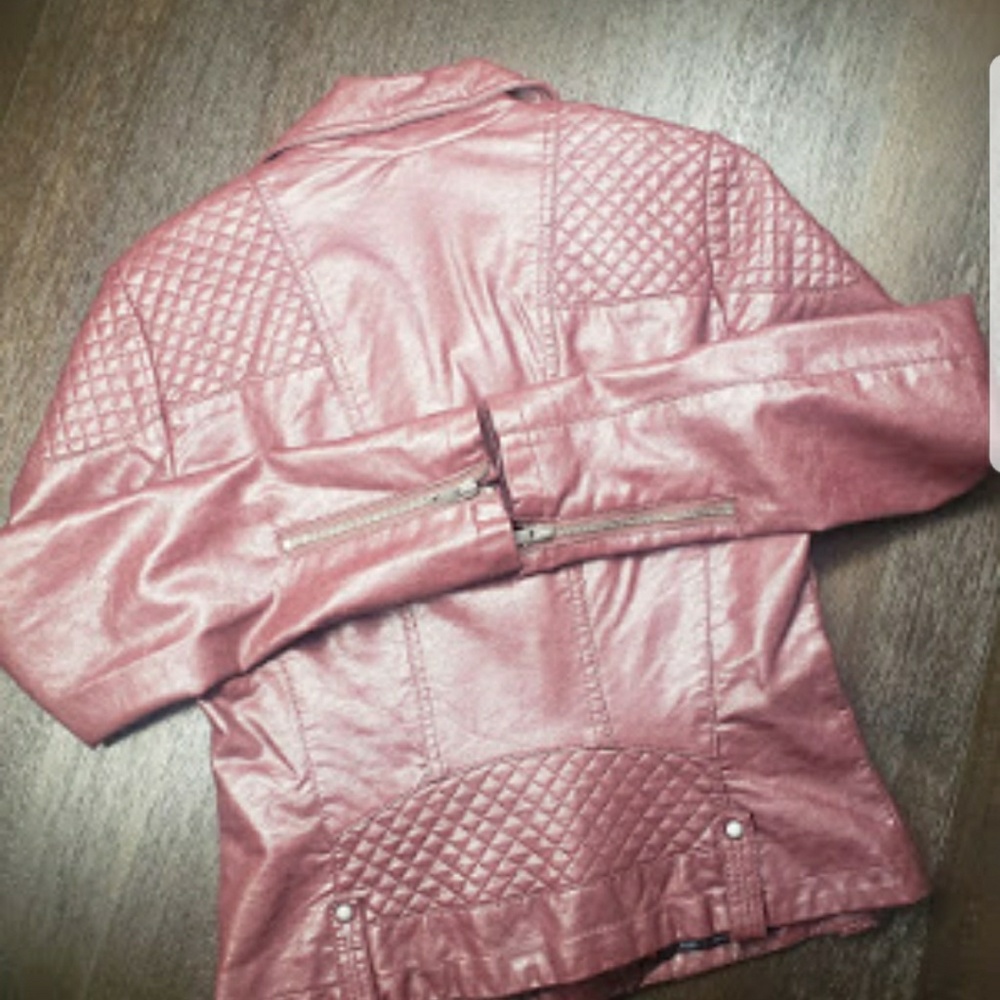 Women's jacket - Picture 2 of 2